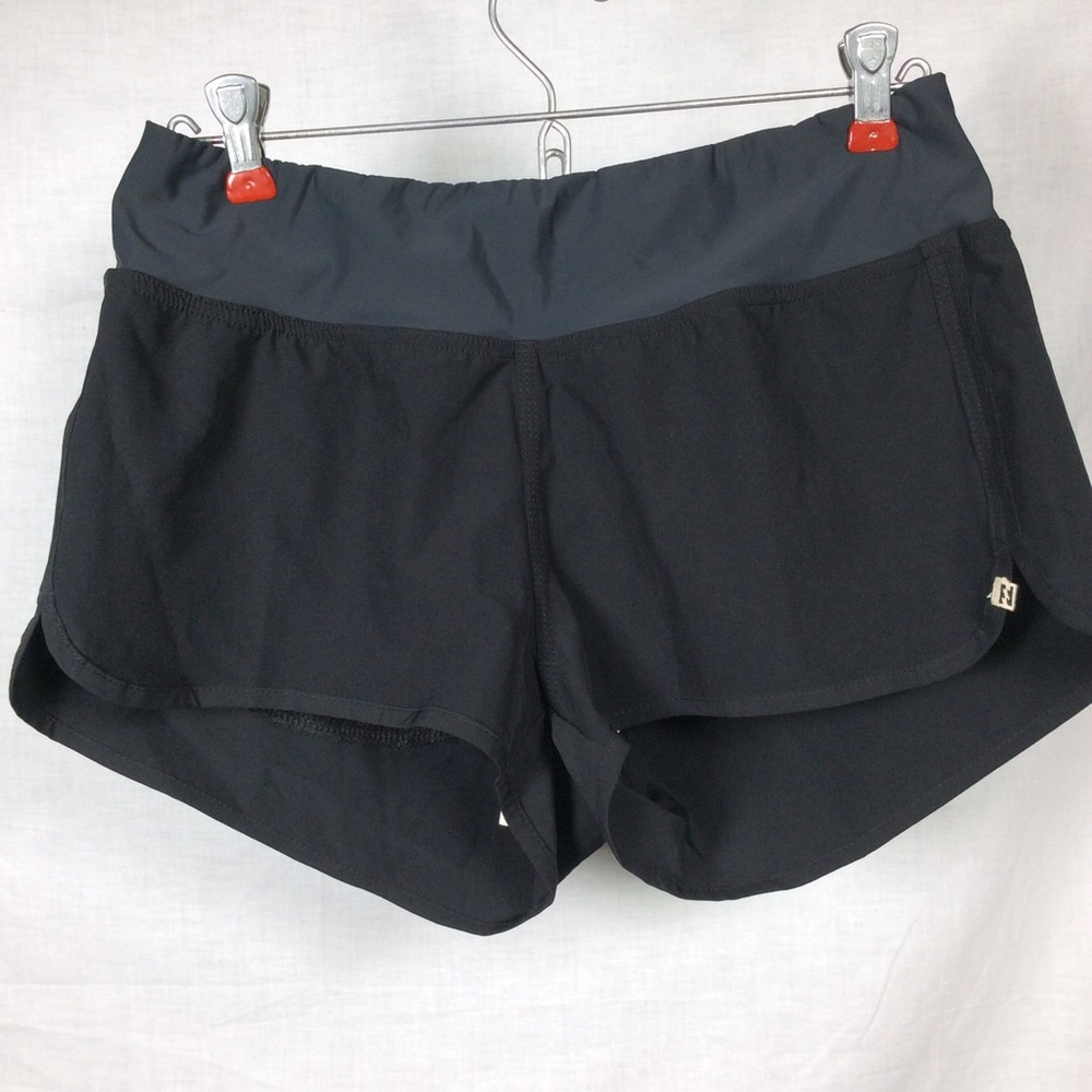 Billabong Women’s Black Sol Searcher Volley Shorts NWT Sz M